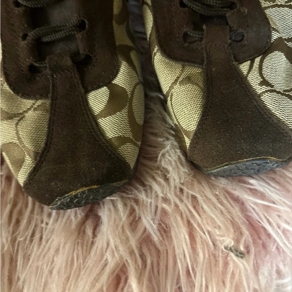 Coach vintage shoes that have recently been resoled - Picture 4 of 6